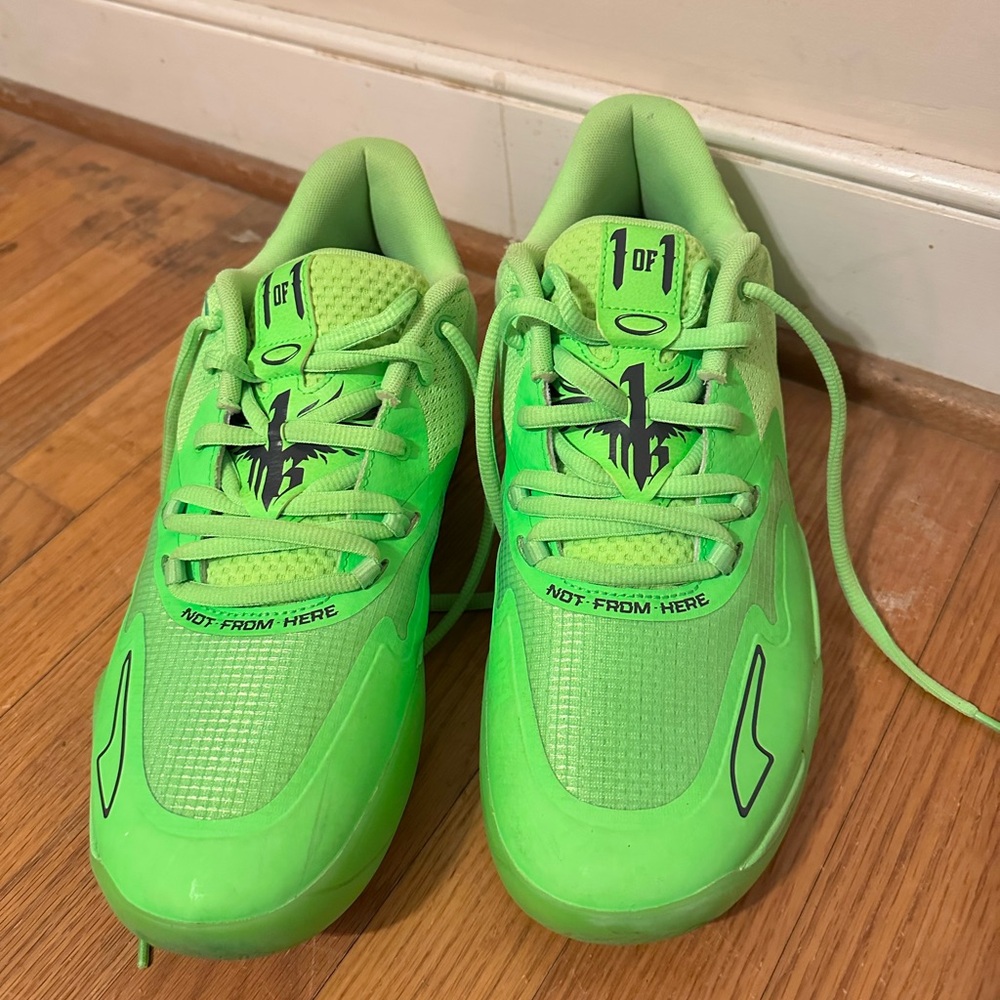 Puma LaMelo MB01 Ball Lo Green Geko Volt Basketball Sneakers size 11